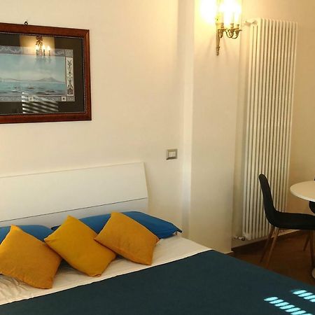 Casa Wenner 1 Apartment Naples Luaran gambar