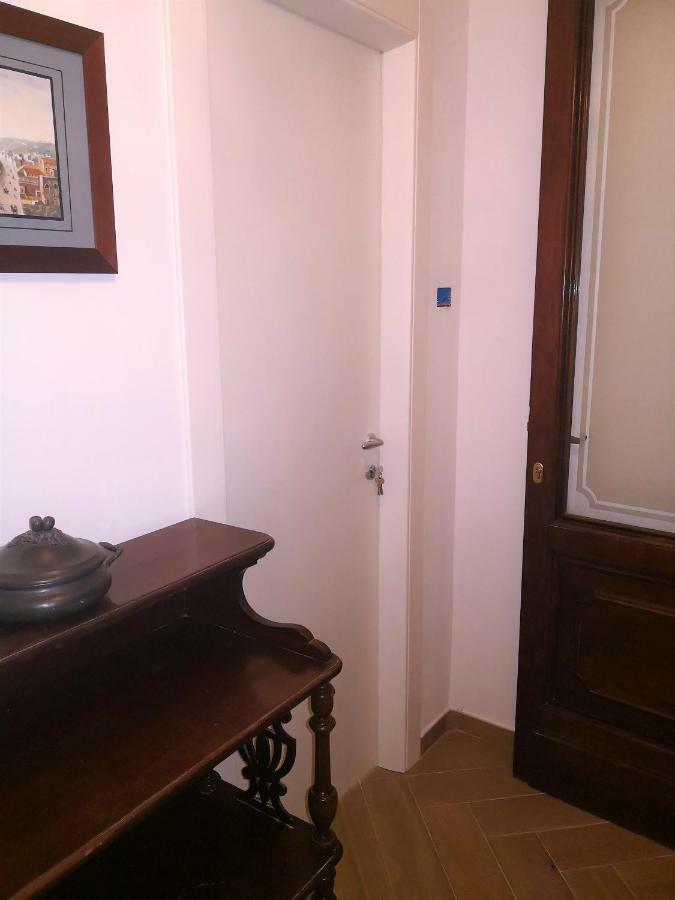 Casa Wenner 1 Apartment Naples Luaran gambar